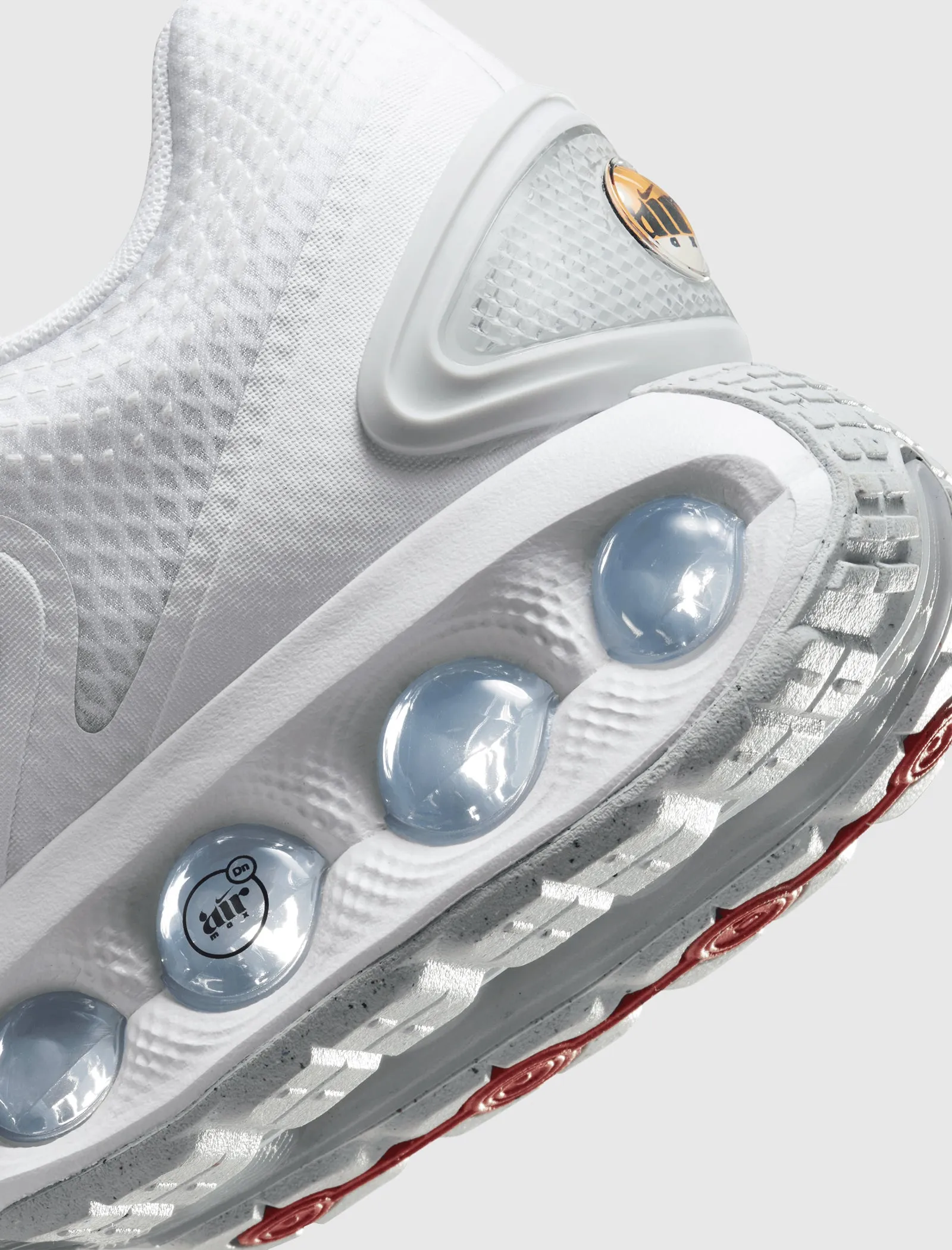 AIR MAX DN "WHITE/METALLIC SILVER"