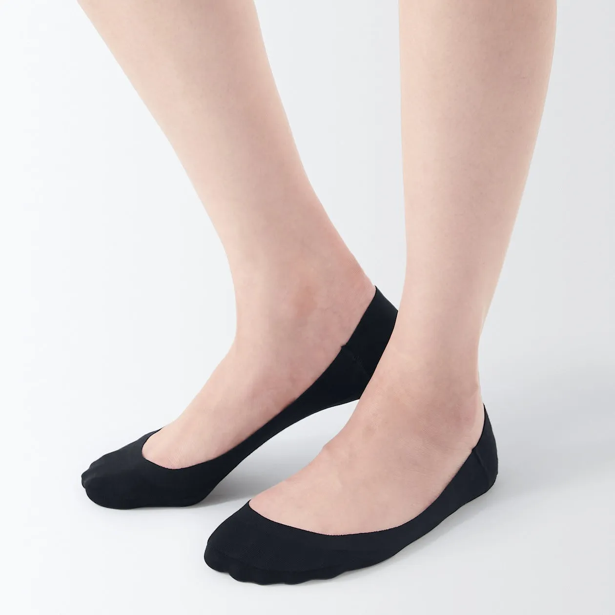 Cotton Blend Low-Rise No-Show Socks with Heel Grip