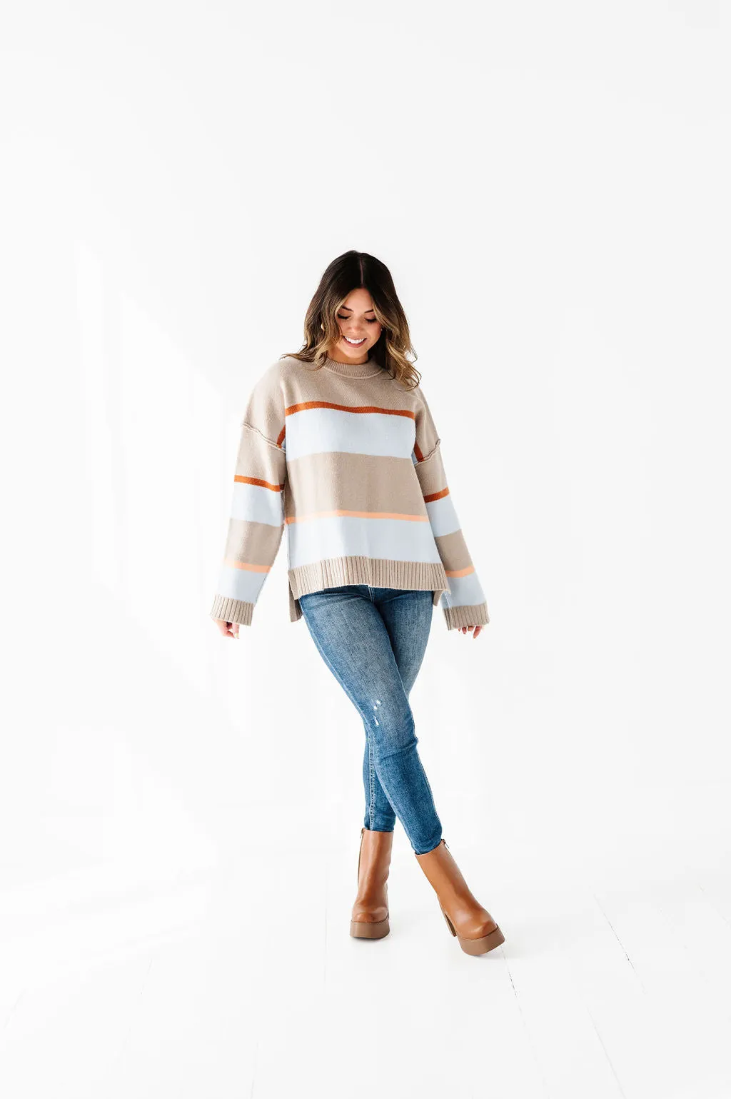 Layton Oversized Sweater in Champagne/Blue